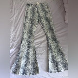 SNAKE SKIN FLARE/BOOTCUT PANTS
